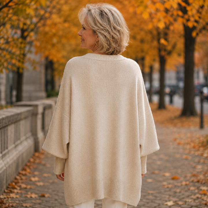 Aveline | Luźny sweter o płynnej linii
