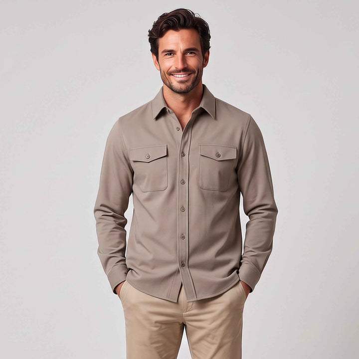Uniwersalna koszula overshirt męska z kieszeniami na piersi i guzikami