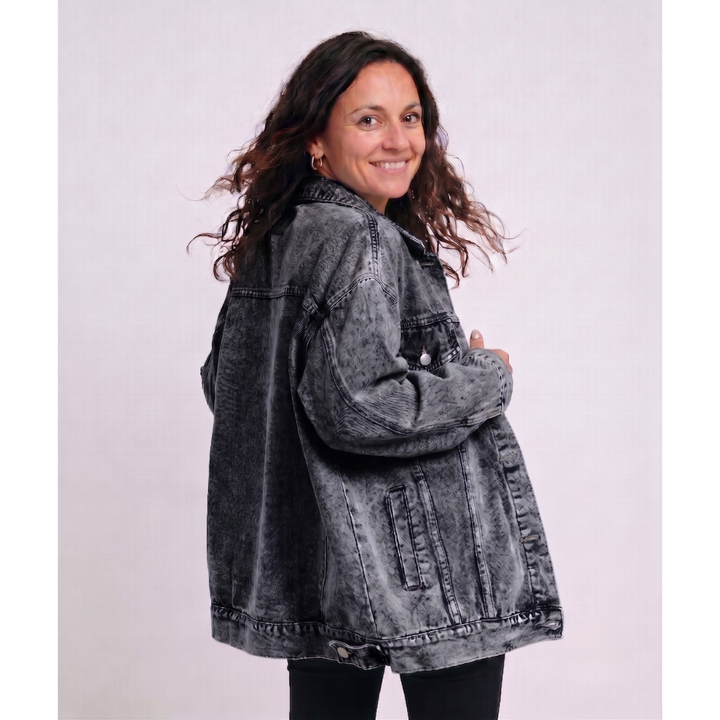 Jeansowa Kurtka Oversize w Stylu Vintage