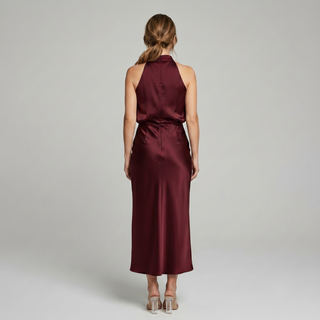 Elegancka Drapowana Sukienka Midi bez Rękawów