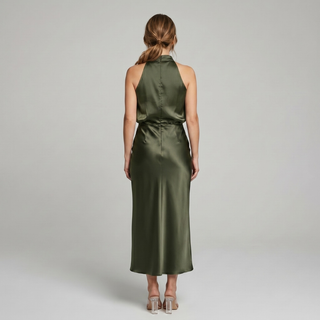 Elegancka Drapowana Sukienka Midi bez Rękawów