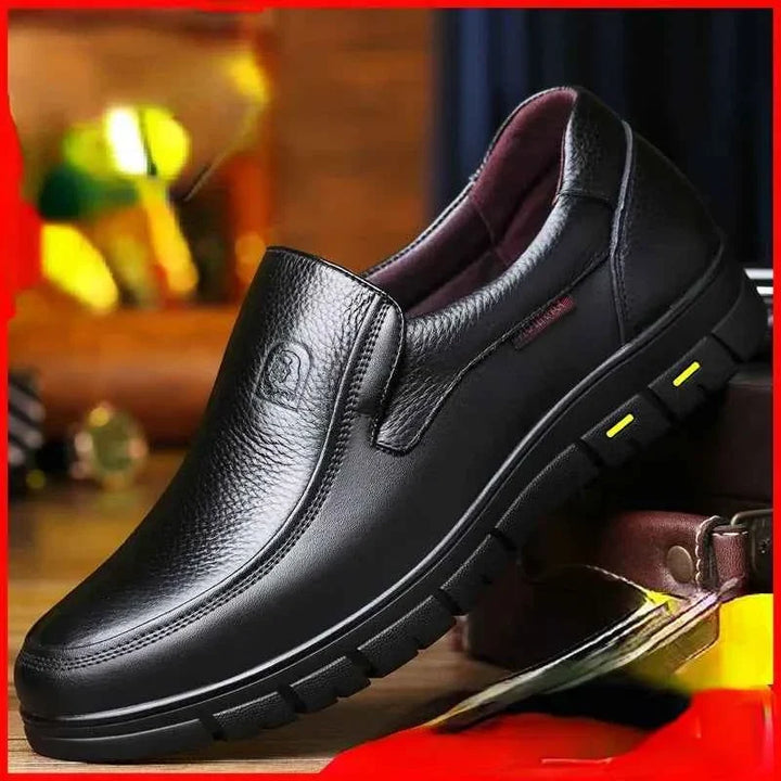 Stylowe eleganckie buty męskie wsuwane o smukłym fasonie