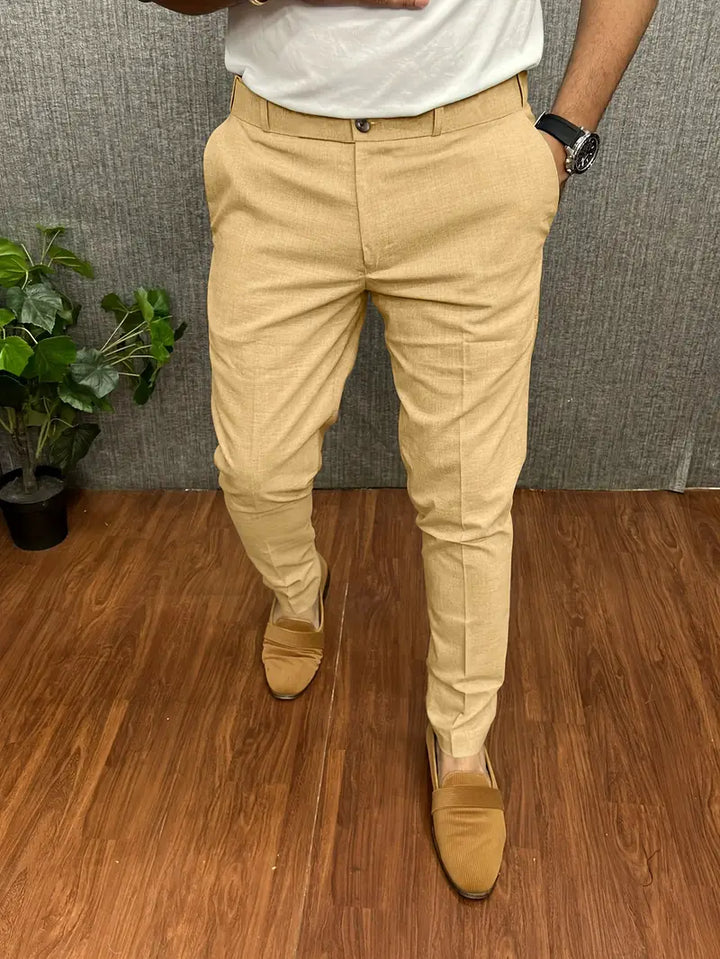 Stylowe spodnie męskie zwężane o eleganckim kroju slim fit